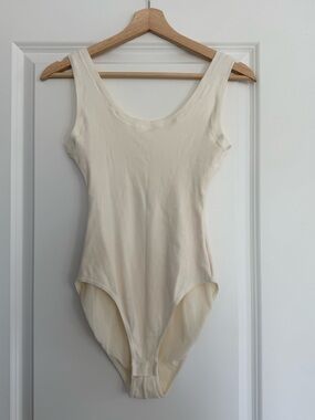 Skims Cotton Sleeveless Scoop Neck Cream Bodysuit